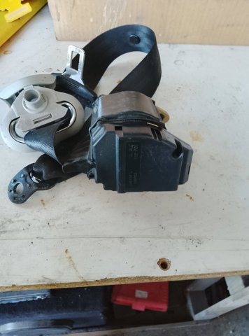 Ремінь безпеки — фото 4