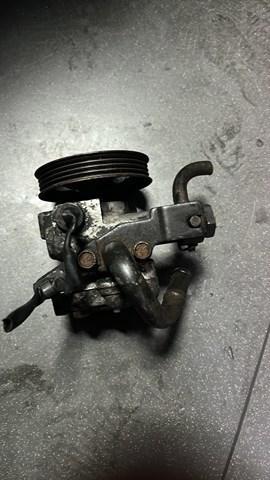 Насос гидроусилителя руля (ГУР)