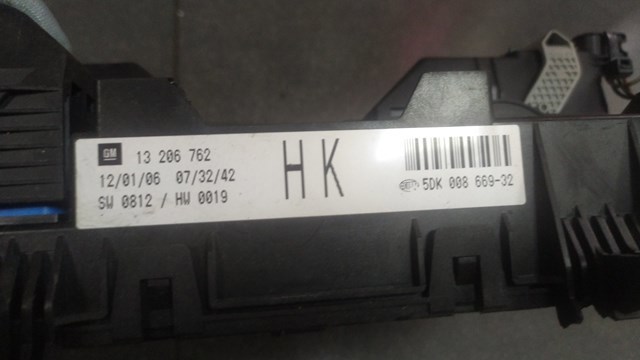 Блок предохранителей — фото 3