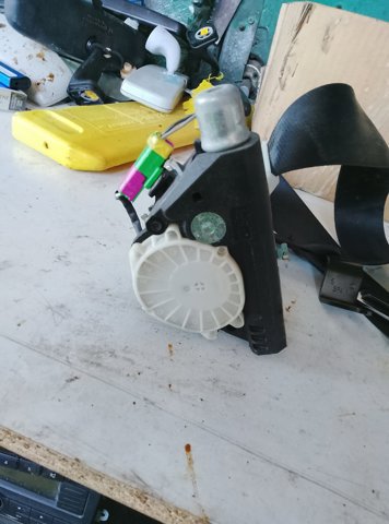 Ремінь безпеки — фото 5