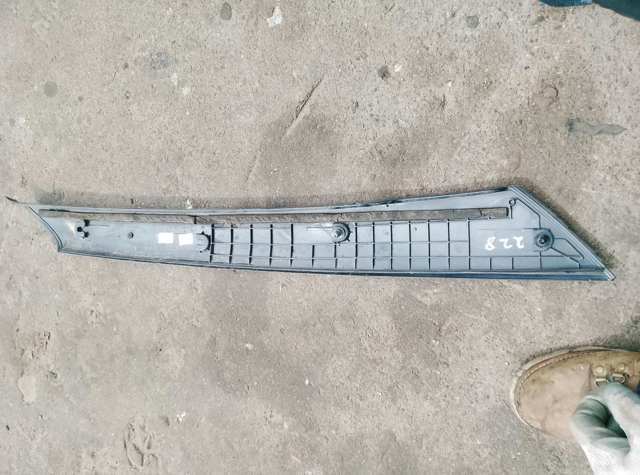Накладка стійки кузова зовнішня, передня права — фото 4