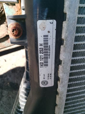 Радиатор охлаждения двигателя — фото 8