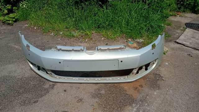 Бампер передній — фото 8