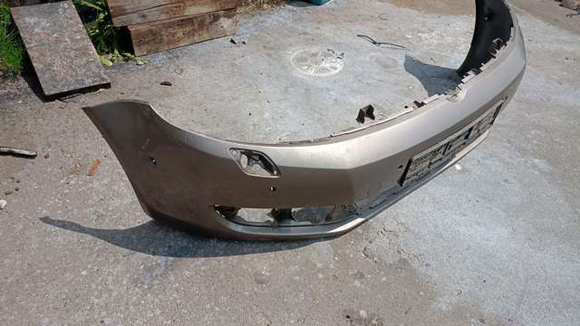 Бампер передній — фото 2