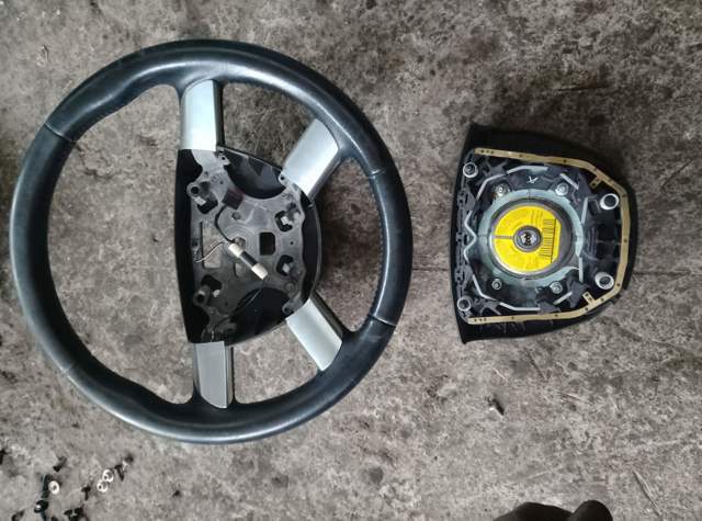 Подушка безпеки — фото 5