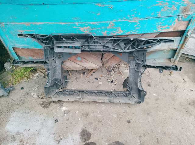 Панель передня — фото 5