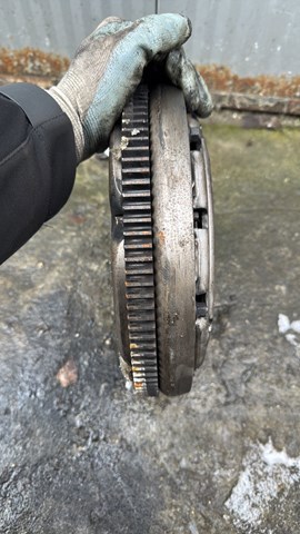 Маховик двигателя — фото 3