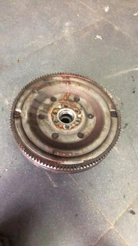 Маховик двигателя — фото 2