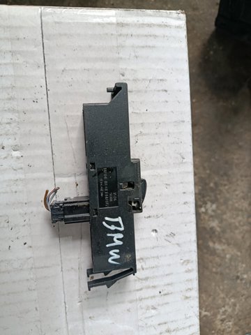 Кнопка вмикання двигуна склопідіймача передня ліва — фото 5