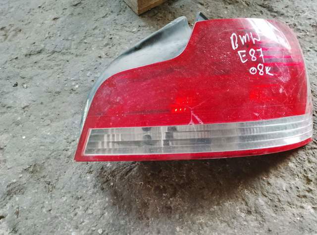 Ліхтар задній правий — фото 3