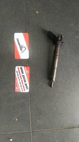 Форсунка вприску палива