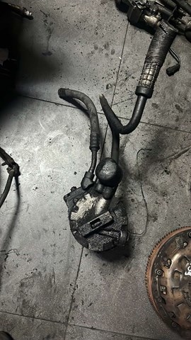 Компрессор кондиционера — фото 2