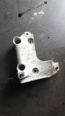 Кронштейн компресора кондиціонера — фото 2