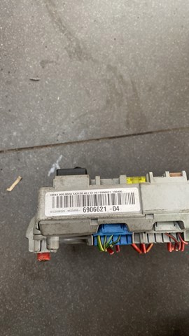 блок предохранителей bmw e90