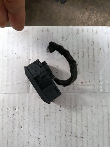 Кнопка Люка — фото 3