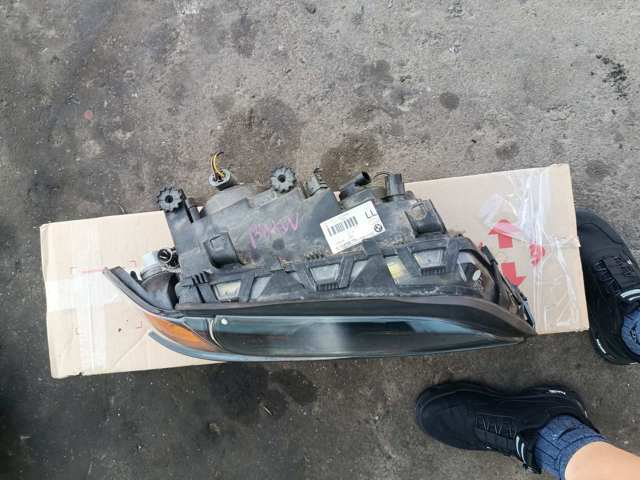 Фара права — фото 8