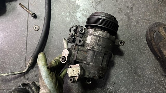 Компрессор кондиционера — фото 2