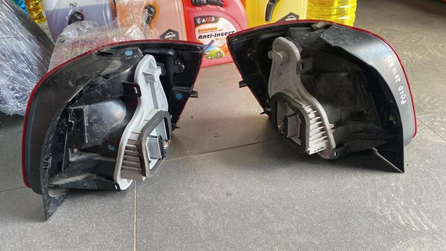 Фонарь задний левый — фото 3