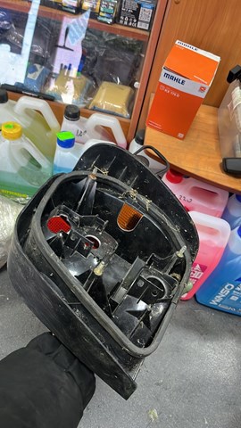 Фонарь задний левый — фото 6