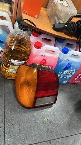 Фонарь задний левый — фото 2