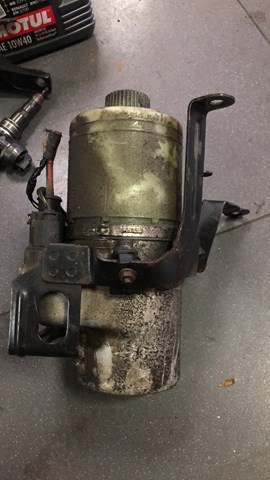 Насос гидроусилителя руля (ГУР) — фото 3