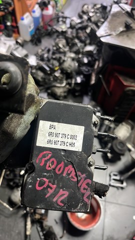 Кронштейн блока abs — фото 3