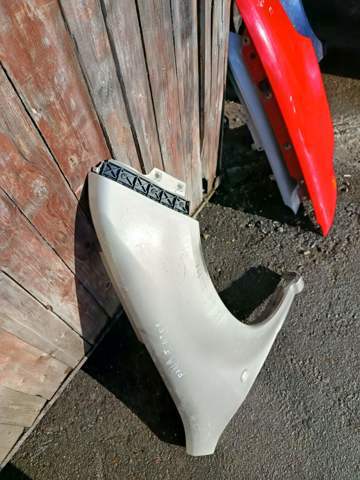 Крило переднє праве — фото 3