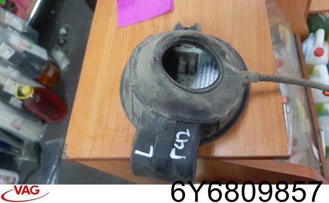 лючок бака fabia — фото 3