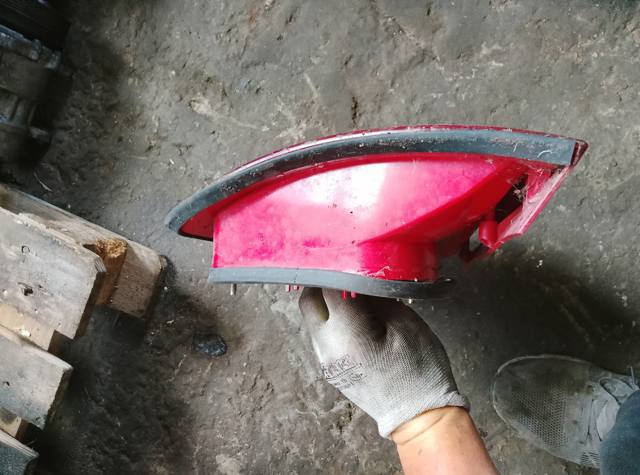 Ліхтар задній лівий — фото 4