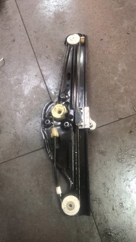 стеклоподъемник задний правый — фото 2