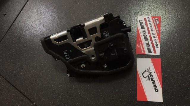 Замок двері передній правий bmw e90 — фото 3