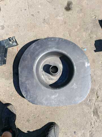 Ніша запасного колеса — фото 3