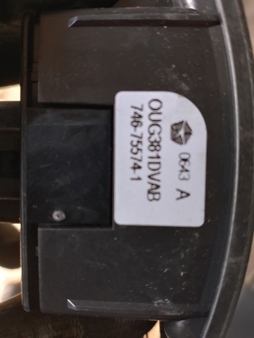 Вимикач електричних вікон — фото 2