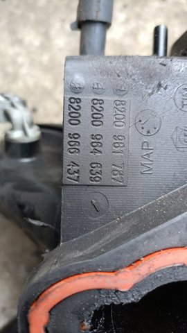 Колектор впускний — фото 2