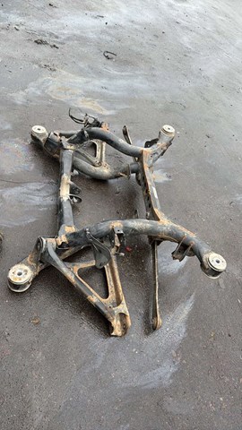 Балка задней подвески (подрамник) — фото 2