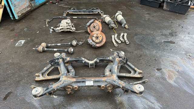 Важіль задній