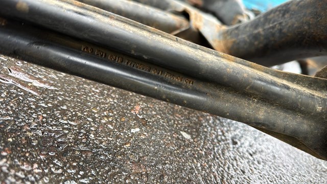 Важіль задній