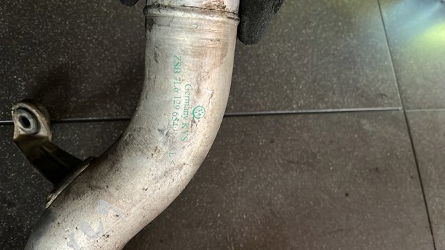 Патрубок воздуха от расходомера к турбине 5.0tdi правый volkswagen touareg — фото 3