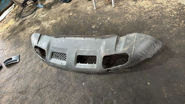 Бампера спойлер touareg — фото 9