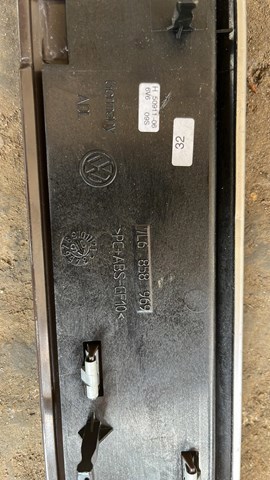 Накладка на торпедо — фото 3