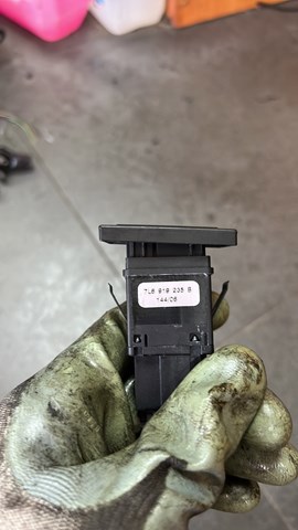 Кнопка подушки безопасности — фото 2