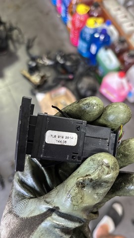 Б/УКнопка паркінга — фото 2