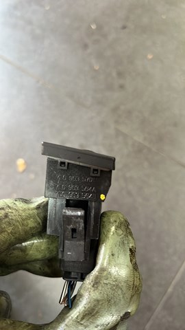 кнопка підігріву сидінь — фото 2