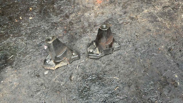 Кронштейн кріплення двигуна — фото 2