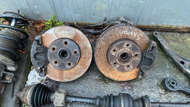 Цапфа (поворотный кулак) передний левый — фото 3