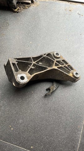 Кронштейн подушки — фото 2