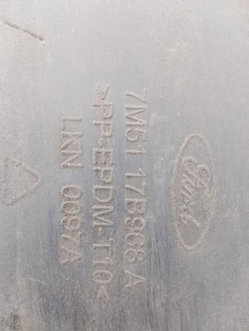 Решетка переднего бампера — фото 2