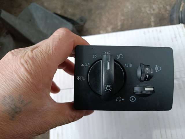 Блок управління освітленням — фото 7