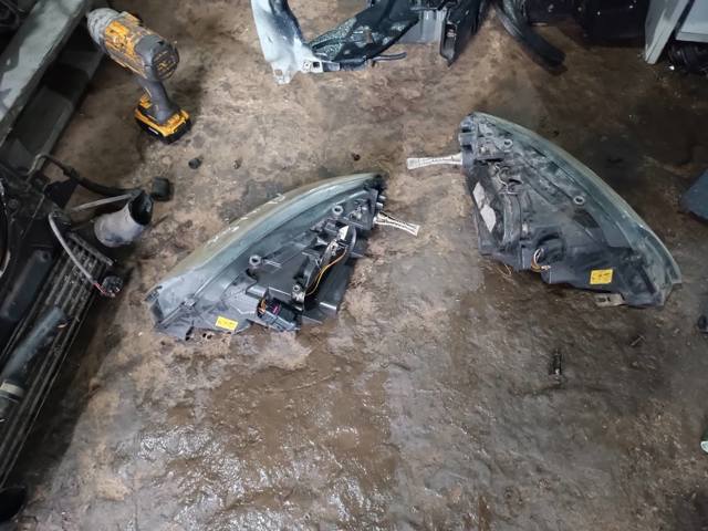 Фара ліва — фото 4