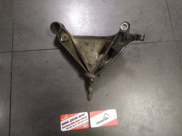 Кронштейн кріплення — фото 3